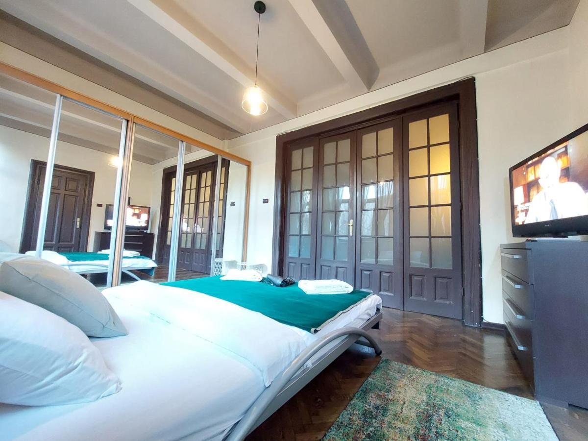 Sweet Dreams Suites Piata Romana Bükreş Dış mekan fotoğraf